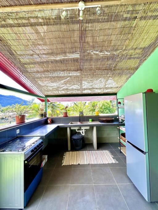 Mooz Lodge, The Local Discovery Afareaitu Exterior foto